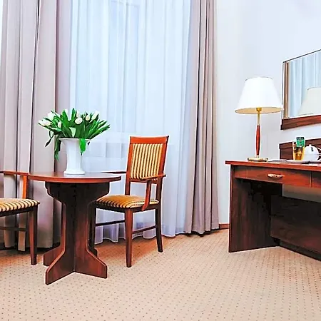 Hotel Korel 3*